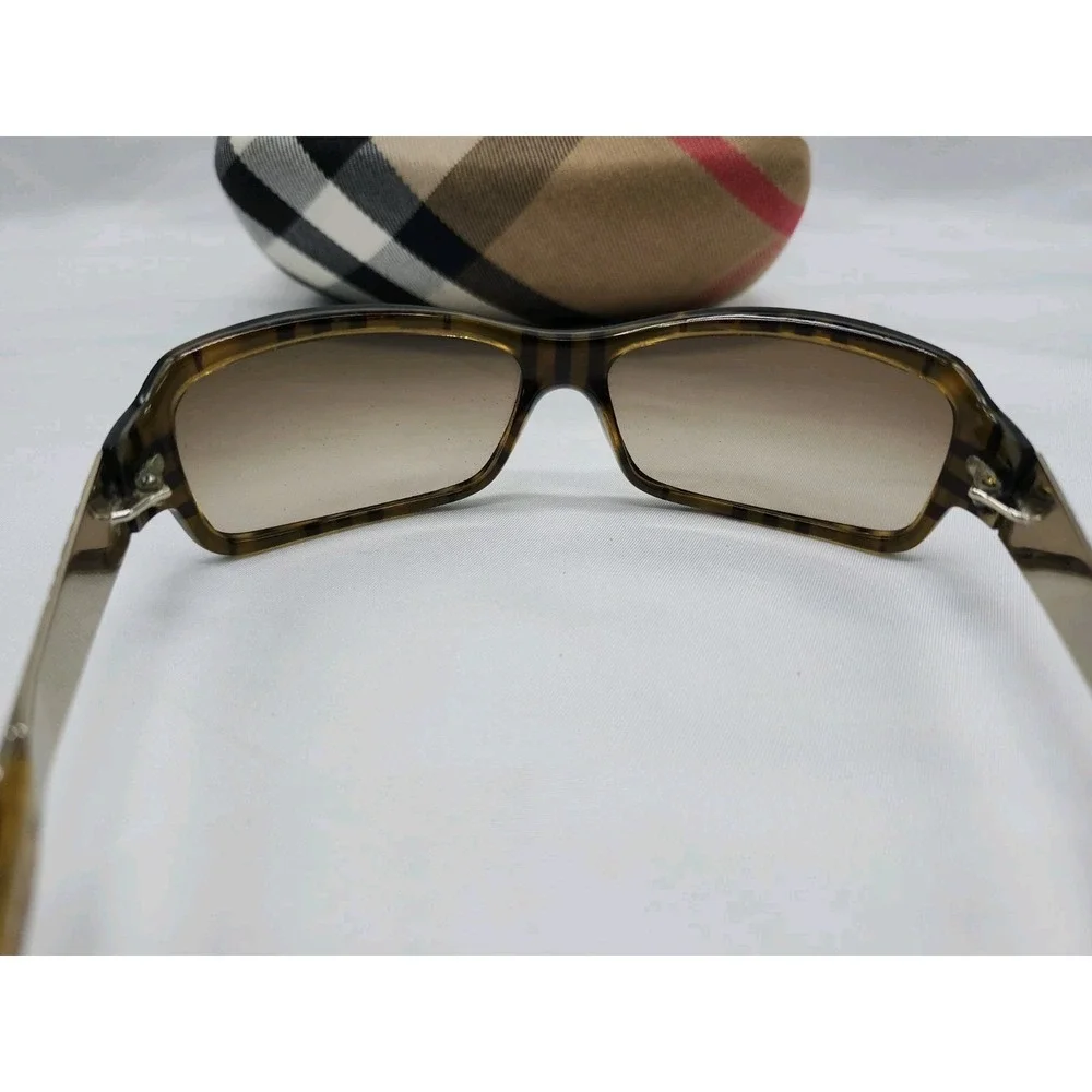 BURBERRY B8436 Sunglasses Brown Plaid And Silver With Case